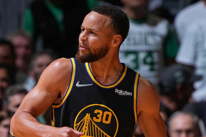 自由市场开启后29队有操作,仅剩勇士毫无动作 自由市场开启后29队有操作,仅剩勇士毫无动作