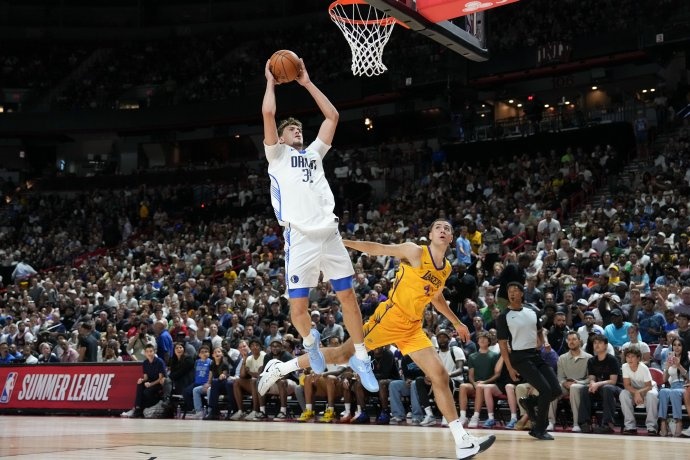 弗拉格请求出战夏联第三战:新秀的渴望与成长 弗拉格请求出战夏联第三战:新秀的渴望与成长