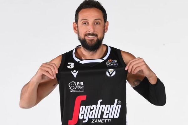 贝里内利正式宣布退役:NBA三分王的传奇生涯落幕马刺冠军记忆永存 贝里内利正式宣布退役:NBA三分王的传奇生涯落幕马刺冠军记忆永存